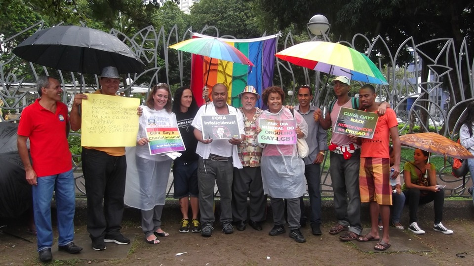 Grupo Gay da Bahia Anda Direito